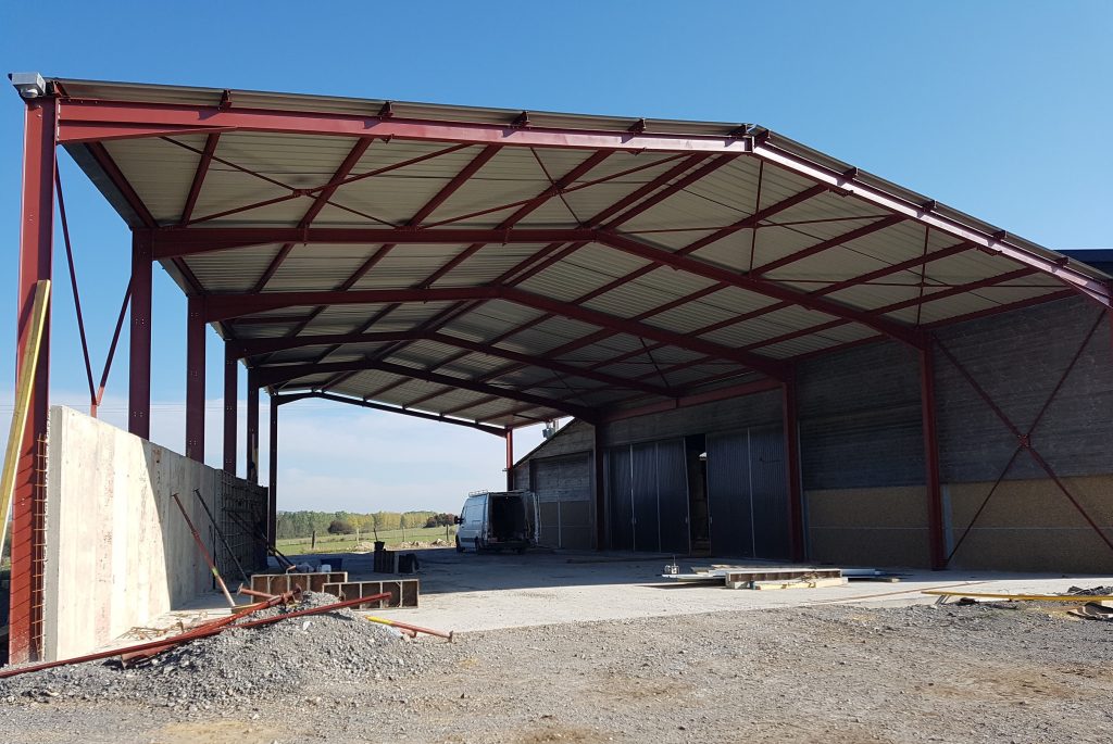 Hangar agricole métallique 