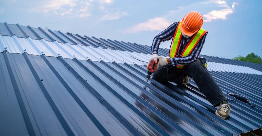 toiture-bac-acier-panneaux sandwich